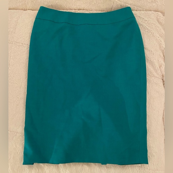 Green Pencil skirt - Picture 1 of 4